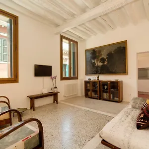 https://ca-dorina-luxury.hotelinveneto.com